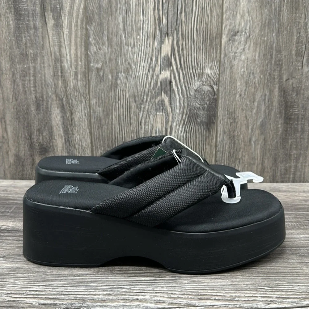 Women's Angela Platform Sandals - Wild Fable
